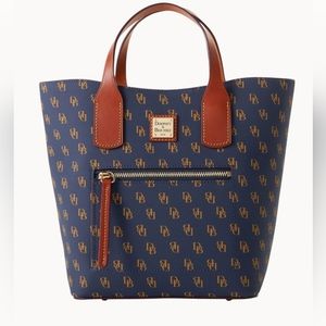 NWT Dooney & Bourke Gretta Brinley